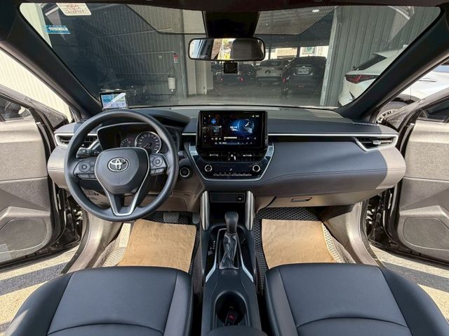 豪華版 原廠保固 原版件 配備~I-KEY/ACC/Apple CarPlay/倒車顯影/胎壓偵測 (海佃店)  第8張相片