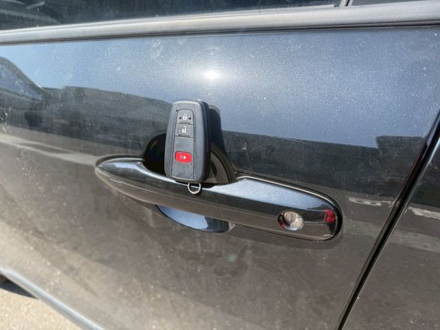 豪華版 原廠保固 原版件 配備~I-KEY/ACC/Apple CarPlay/倒車顯影/胎壓偵測 (海佃店)  第17張相片