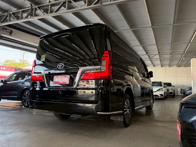 9人座 旗艦版 原版件 配備~I-KEY/環景/ACC/雙電動滑門/車道偏移/盲點/導航/電動後視鏡  第19張相片