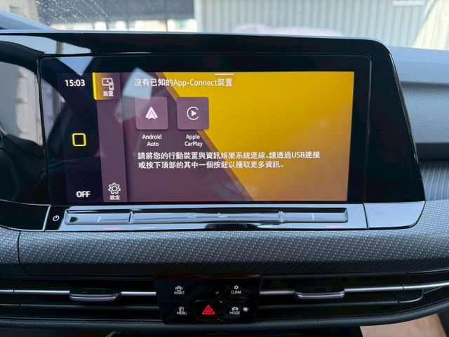 R-Line 原版件 原廠保固 配備~天窗/ACC/無線充電座/HK音響/HUD/電尾門 (海佃店)  第10張相片