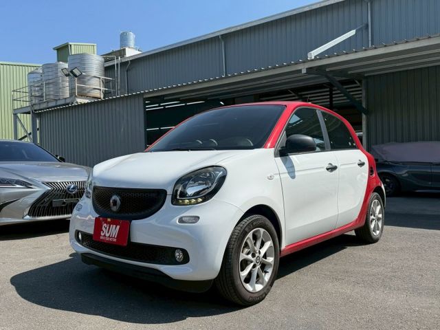 PURE 原版件 實跑5萬多公里 配備~定速/5具安全氣囊/循跡防滑/怠速熄火/胎壓偵測 (海佃店)  第1張相片