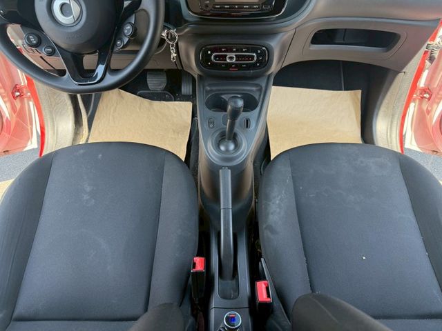 PURE 原版件 實跑5萬多公里 配備~定速/5具安全氣囊/循跡防滑/怠速熄火/胎壓偵測 (海佃店)  第10張相片