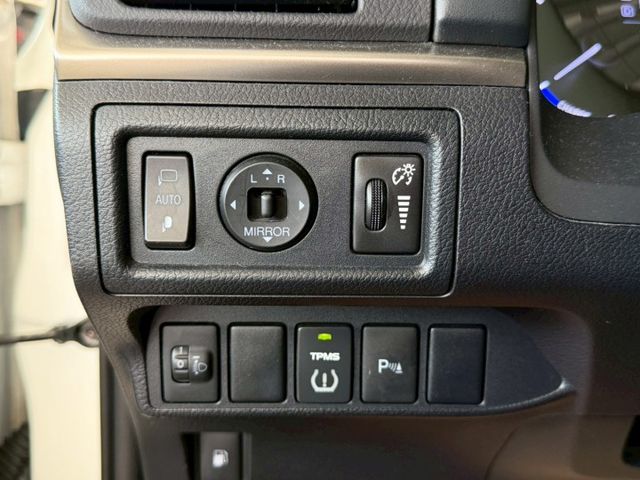 豪華版 原廠保養 原版件 配備~I-KEY/單記憶椅/雙電熱椅/定速/電動後視鏡/胎壓偵測 (北安店)  第16張相片