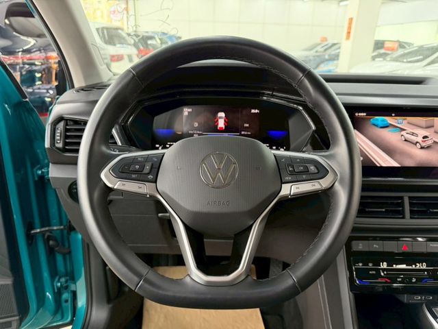 原版件 原廠保養 配備~I-KEY/ACC/換檔撥片/無線充電座/車道偏移/Apple CarPlay/導航 (北安店)  第9張相片