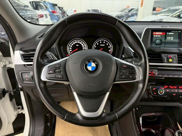 原版件 19年式~配備~I-KEY/單記憶椅/雙電動椅/電子手煞車/車道偏移/倒車顯影/電尾門 (海佃店)  第9張相片