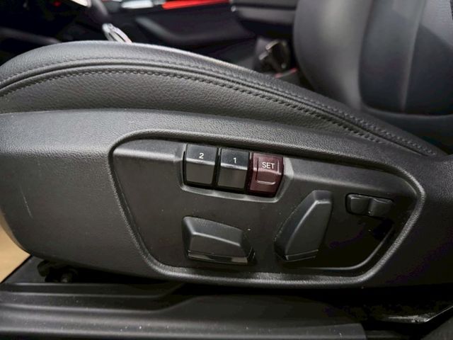 原版件 19年式~配備~I-KEY/單記憶椅/雙電動椅/電子手煞車/車道偏移/倒車顯影/電尾門 (海佃店)  第14張相片