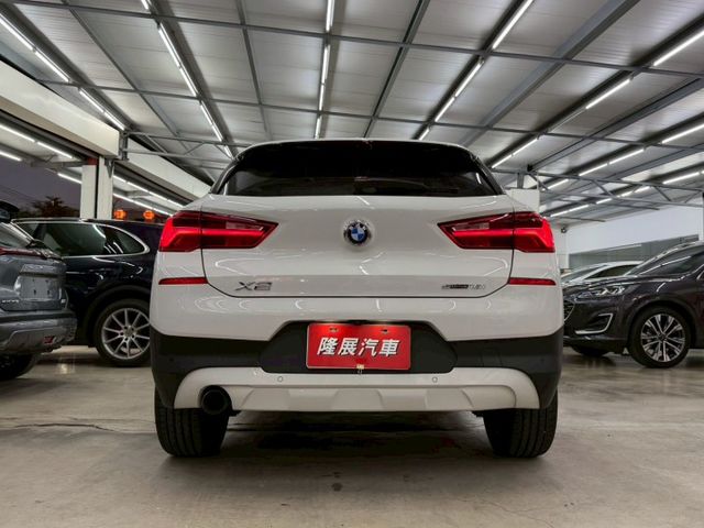 原版件 19年式~配備~I-KEY/單記憶椅/雙電動椅/電子手煞車/車道偏移/倒車顯影/電尾門 (海佃店)  第19張相片