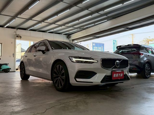 原廠保固 原版件 雙記憶椅/ACC/HUD/盲點/環景/HK音響/無線充電座/電尾門 (北安店)  第2張相片