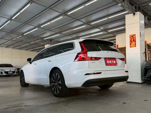 原廠保固 原版件 雙記憶椅/ACC/HUD/盲點/環景/HK音響/無線充電座/電尾門 (北安店)  第20張相片