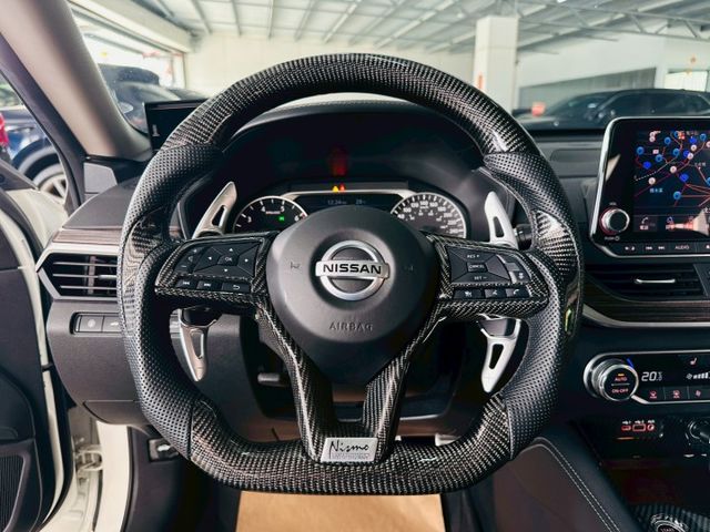 卓越旗艦版 配備~天窗/ACC/環景/盲點/換檔撥片/空氣淨化器/CarPlay/Brembo卡鉗 (海佃店)  第8張相片