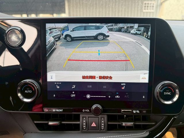 豪華版 全車原鈑件 雙熱電椅/ACC/車道置中/CARPLAY/電尾門/盲點/I-KEY/倒車顯影 (海佃店)  第12張相片