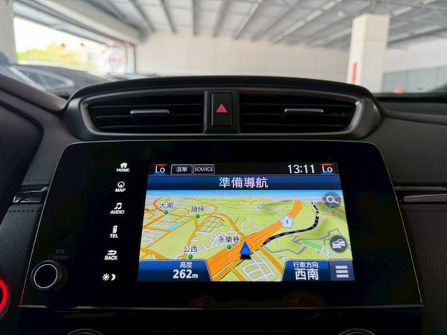 VTI-S 原廠保養 原版件 環景/車道偏移/無線充電座/盲點/換檔撥片/Apple CarPlay/電尾門 (北安店)  第11張相片