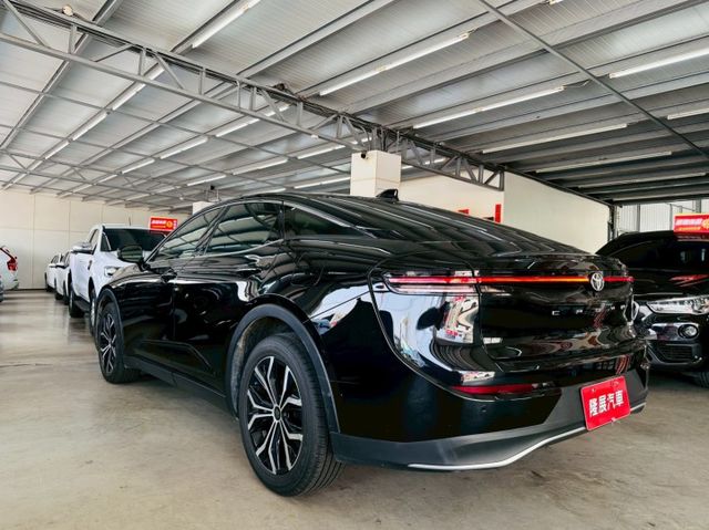 原版件 原廠保固 配備~雙電動椅/HUD/無線Apple CarPlay/環景/盲點/車道偏移 (北安店)  第20張相片