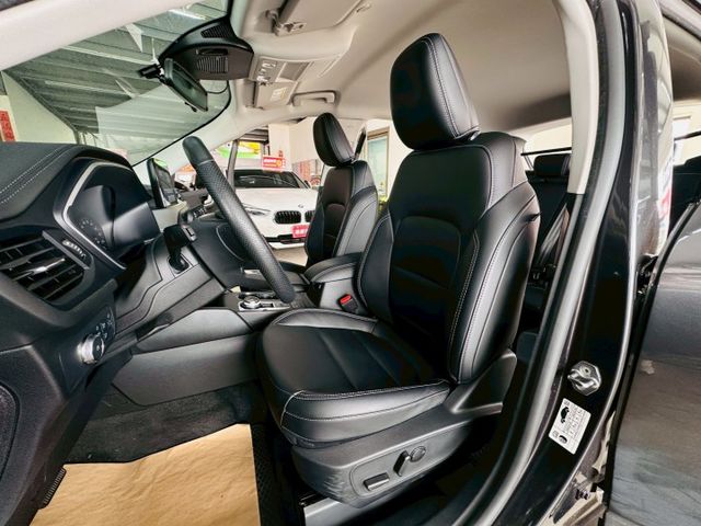 原版件 原廠保養 配備~單電動椅/ACC/Apple CarPlay/盲點/車道偏移/倒車顯影 (北安店)  第4張相片