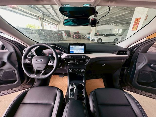 原版件 原廠保養 配備~單電動椅/ACC/Apple CarPlay/盲點/車道偏移/倒車顯影 (北安店)  第8張相片