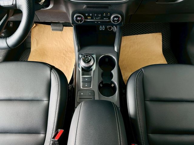 原版件 原廠保養 配備~單電動椅/ACC/Apple CarPlay/盲點/車道偏移/倒車顯影 (北安店)  第13張相片