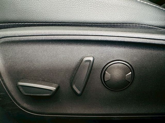 原版件 原廠保養 配備~單電動椅/ACC/Apple CarPlay/盲點/車道偏移/倒車顯影 (北安店)  第15張相片