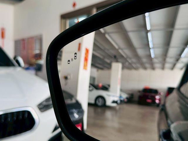 原版件 原廠保養 配備~單電動椅/ACC/Apple CarPlay/盲點/車道偏移/倒車顯影 (北安店)  第16張相片