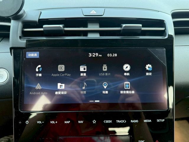 原版件 原廠保固 配備~全景天窗/ACC/單電動椅/無線充電座/環景/車道維持/換檔撥片/HUD/電尾門 (海佃店)  第11張相片