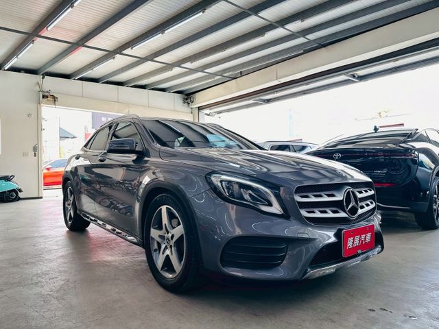 19年式~AMG 原廠保養 配備~I-KEY/雙記憶椅/定速/換檔撥片/倒車顯影/電尾門 (北安店)  第2張相片