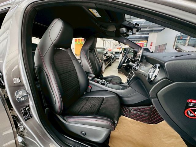 19年式~AMG 原廠保養 配備~I-KEY/雙記憶椅/定速/換檔撥片/倒車顯影/電尾門 (北安店)  第5張相片