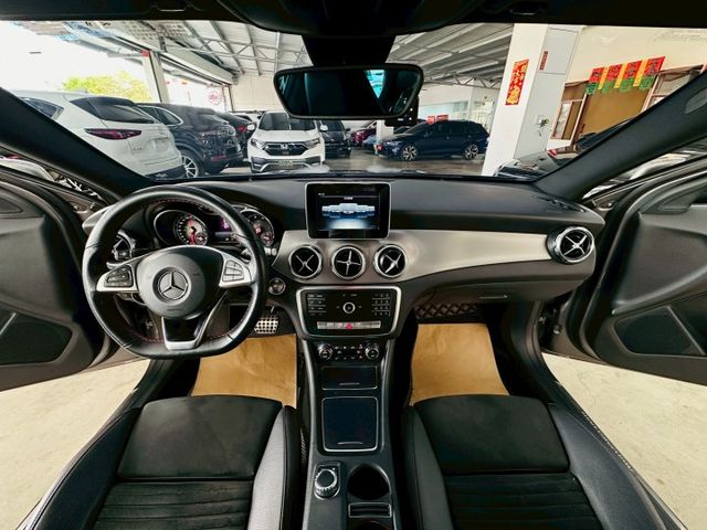 19年式~AMG 原廠保養 配備~I-KEY/雙記憶椅/定速/換檔撥片/倒車顯影/電尾門 (北安店)  第7張相片