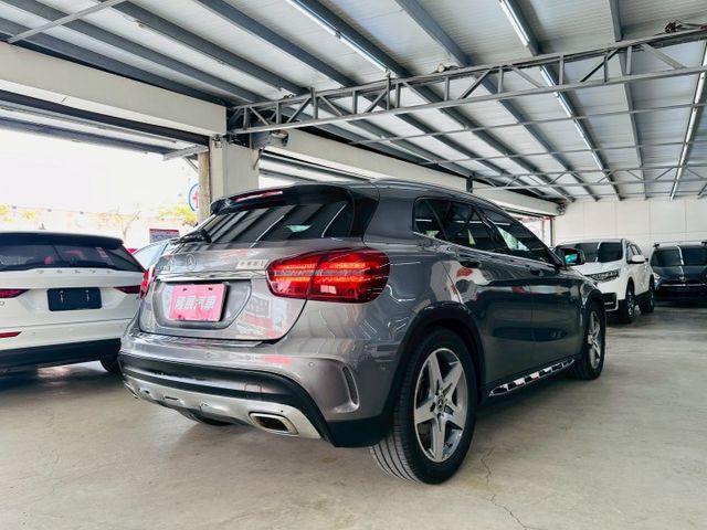 19年式~AMG 原廠保養 配備~I-KEY/雙記憶椅/定速/換檔撥片/倒車顯影/電尾門 (北安店)  第19張相片