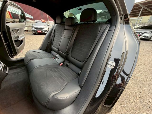 原版件 配備~雙記憶椅/ACC/換檔撥片/無線充電座/環景/盲點/Apple CarPlay/電尾門 (北安店)  第4張相片