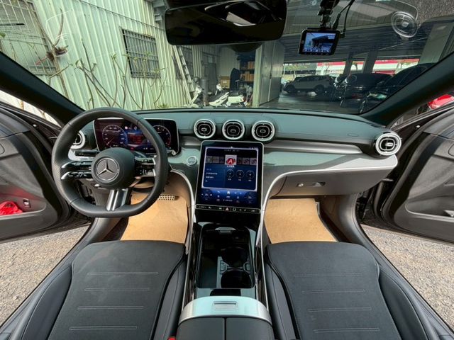 原版件 配備~雙記憶椅/ACC/換檔撥片/無線充電座/環景/盲點/Apple CarPlay/電尾門 (北安店)  第7張相片