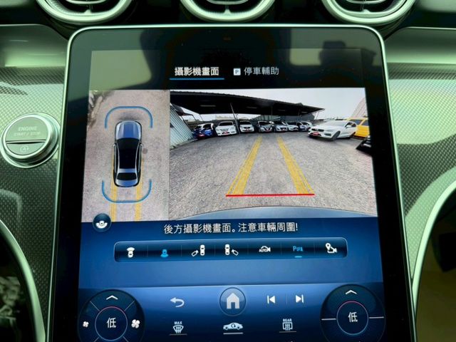 原版件 配備~雙記憶椅/ACC/換檔撥片/無線充電座/環景/盲點/Apple CarPlay/電尾門 (北安店)  第10張相片