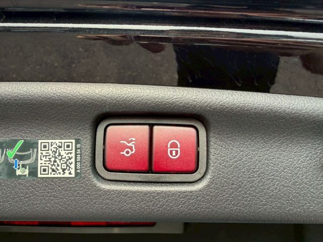 原版件 配備~雙記憶椅/ACC/換檔撥片/無線充電座/環景/盲點/Apple CarPlay/電尾門 (北安店)  第17張相片