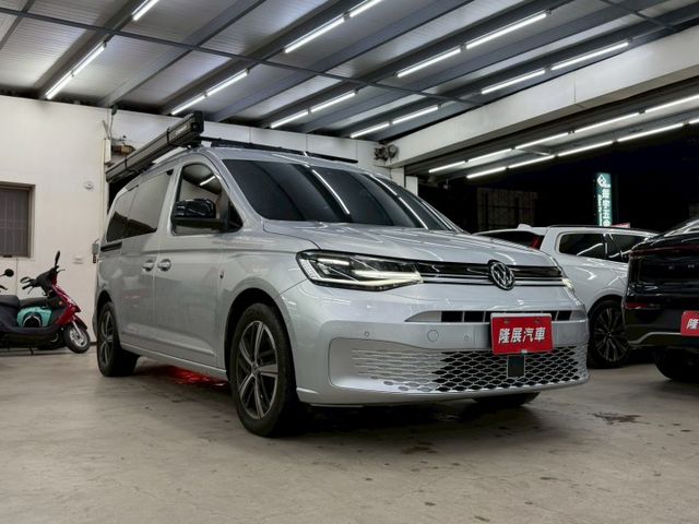 選配原廠露營設備:車邊帳.流理臺.炊煮平台.床墊.床架 配備~ACC/無線充電座/自動停車/CarPlay (北安店)  第2張相片