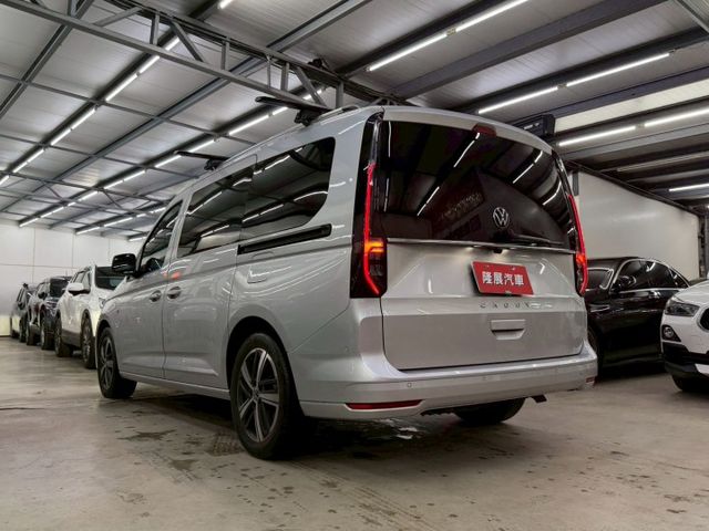 選配原廠露營設備:車邊帳.流理臺.炊煮平台.床墊.床架 配備~ACC/無線充電座/自動停車/CarPlay (北安店)  第20張相片