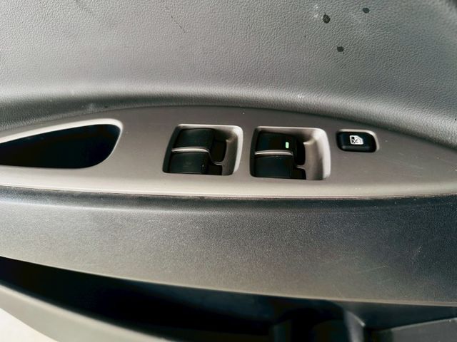 精緻版 原版件 配備~定速/方向盤音響控制/2安全氣囊/電動後視鏡/高低可調大燈 (北安店)  第14張相片