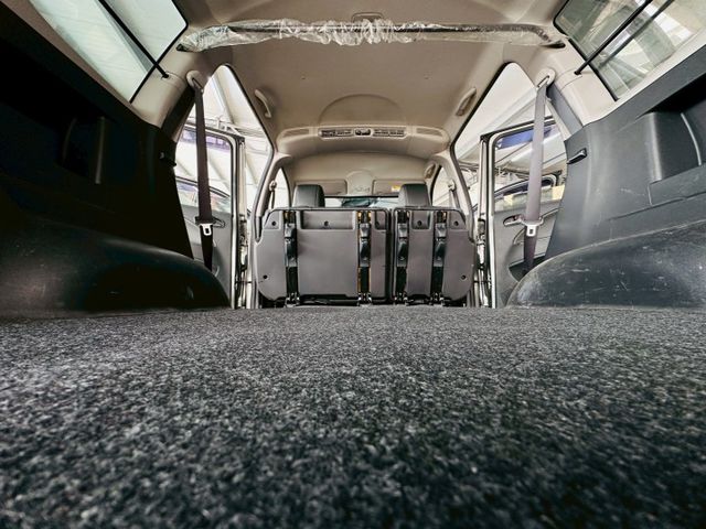 精緻版 原版件 配備~定速/方向盤音響控制/2安全氣囊/電動後視鏡/高低可調大燈 (北安店)  第15張相片