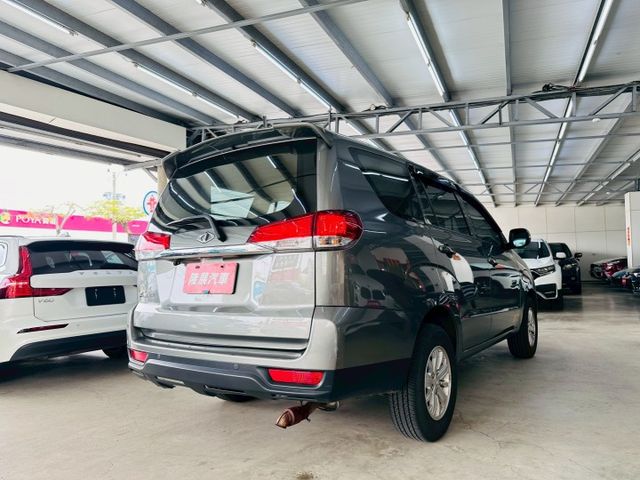 精緻版 原版件 配備~定速/方向盤音響控制/2安全氣囊/電動後視鏡/高低可調大燈 (北安店)  第17張相片