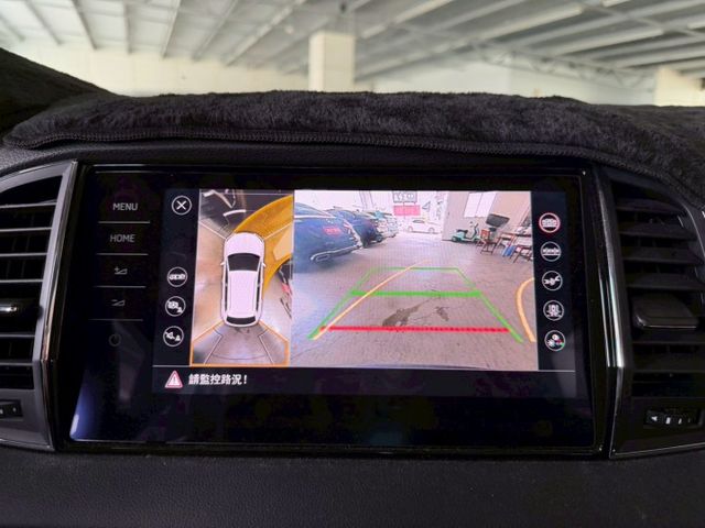原版件 原廠保養 I-KEY/ACC/環景/Apple CarPlay/車道偏移/盲點/導航/電尾門 (北安店)  第13張相片