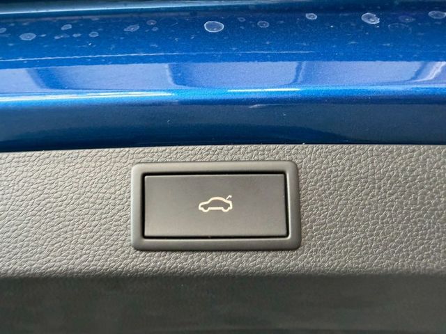 原版件 原廠保養 I-KEY/ACC/環景/Apple CarPlay/車道偏移/盲點/導航/電尾門 (北安店)  第16張相片