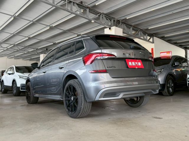 豪華動能版 原版件 雙電熱椅/ACC/盲點/環景/Apple CarPlay/車道偏移/盲點/電尾門 (北安店)  第20張相片