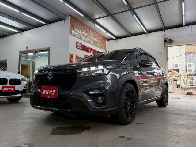 原版件 原廠保養 天窗/ACC/環景/換檔撥片/Apple CarPlay/盲點/車道偏移 (北安店)  第1張相片