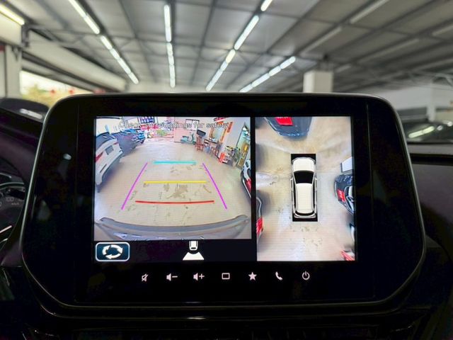 原版件 原廠保養 天窗/ACC/環景/換檔撥片/Apple CarPlay/盲點/車道偏移 (北安店)  第10張相片