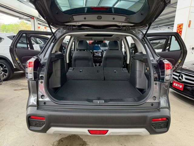 原版件 原廠保養 天窗/ACC/環景/換檔撥片/Apple CarPlay/盲點/車道偏移 (北安店)  第17張相片