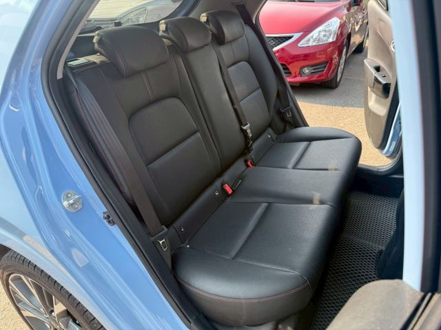 GT-Line 原版件 原廠保養 I-KEY/車道維持/Apple CarPlay/倒車顯影/電動後視鏡 (海佃店)  第7張相片