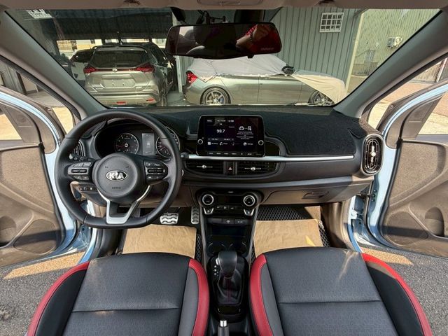 GT-Line 原版件 原廠保養 I-KEY/車道維持/Apple CarPlay/倒車顯影/電動後視鏡 (海佃店)  第8張相片