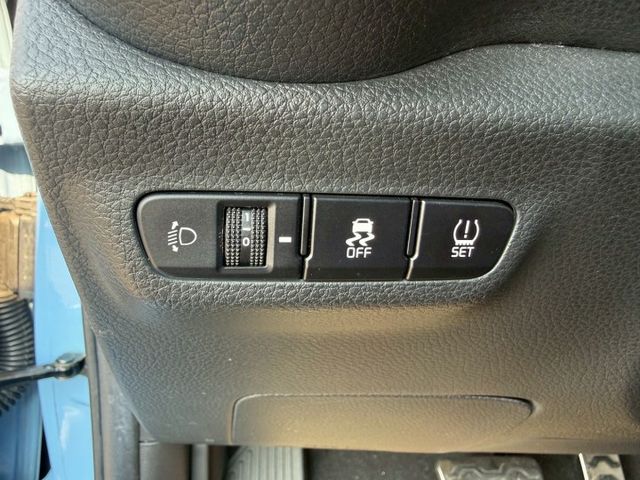 GT-Line 原版件 原廠保養 I-KEY/車道維持/Apple CarPlay/倒車顯影/電動後視鏡 (海佃店)  第15張相片