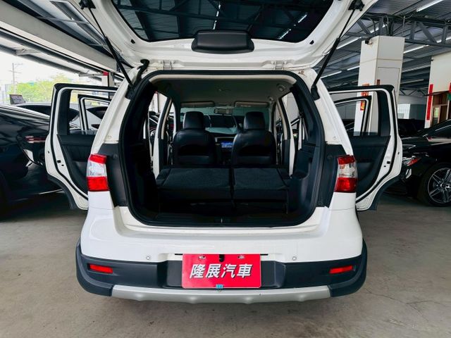 原版件 原廠保養 配備~倒車顯影/導航/HUD/胎壓偵測/數位電視/高低可調大燈 (北安店)  第16張相片