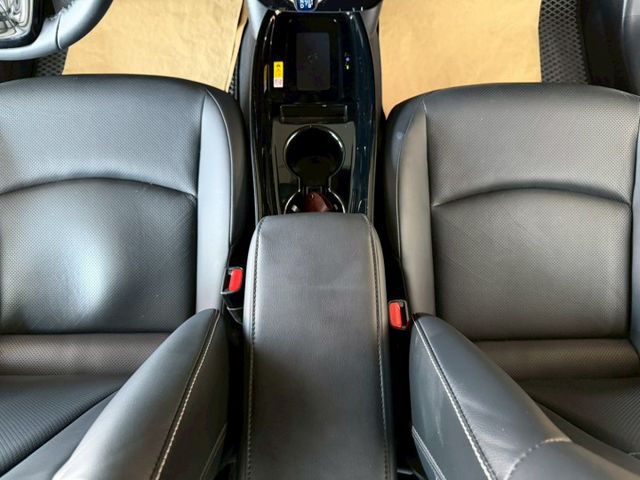 PHV旗艦版 原版件 原廠保養 ACC/無線充電座/CarPlay/自動停車輔助/盲點/車道偏移 (北安店)  第13張相片