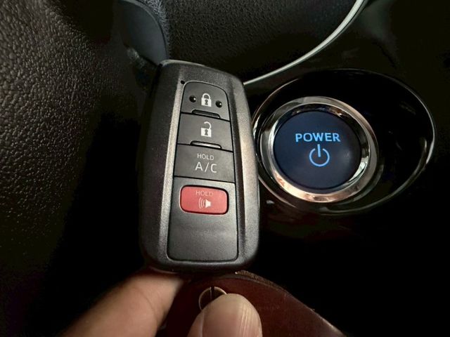 PHV旗艦版 原版件 原廠保養 ACC/無線充電座/CarPlay/自動停車輔助/盲點/車道偏移 (北安店)  第14張相片