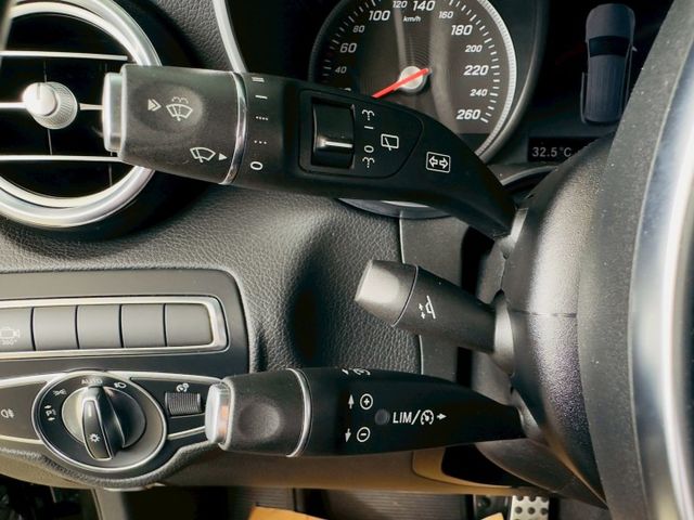 4MATIC 原廠保養 配備~天窗/I-KEY/定速/雙電動椅/換檔撥片/環景/導航/電尾門  (北安店)  第14張相片