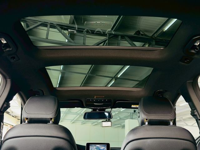 4MATIC 原廠保養 配備~天窗/I-KEY/定速/雙電動椅/換檔撥片/環景/導航/電尾門  (北安店)  第17張相片